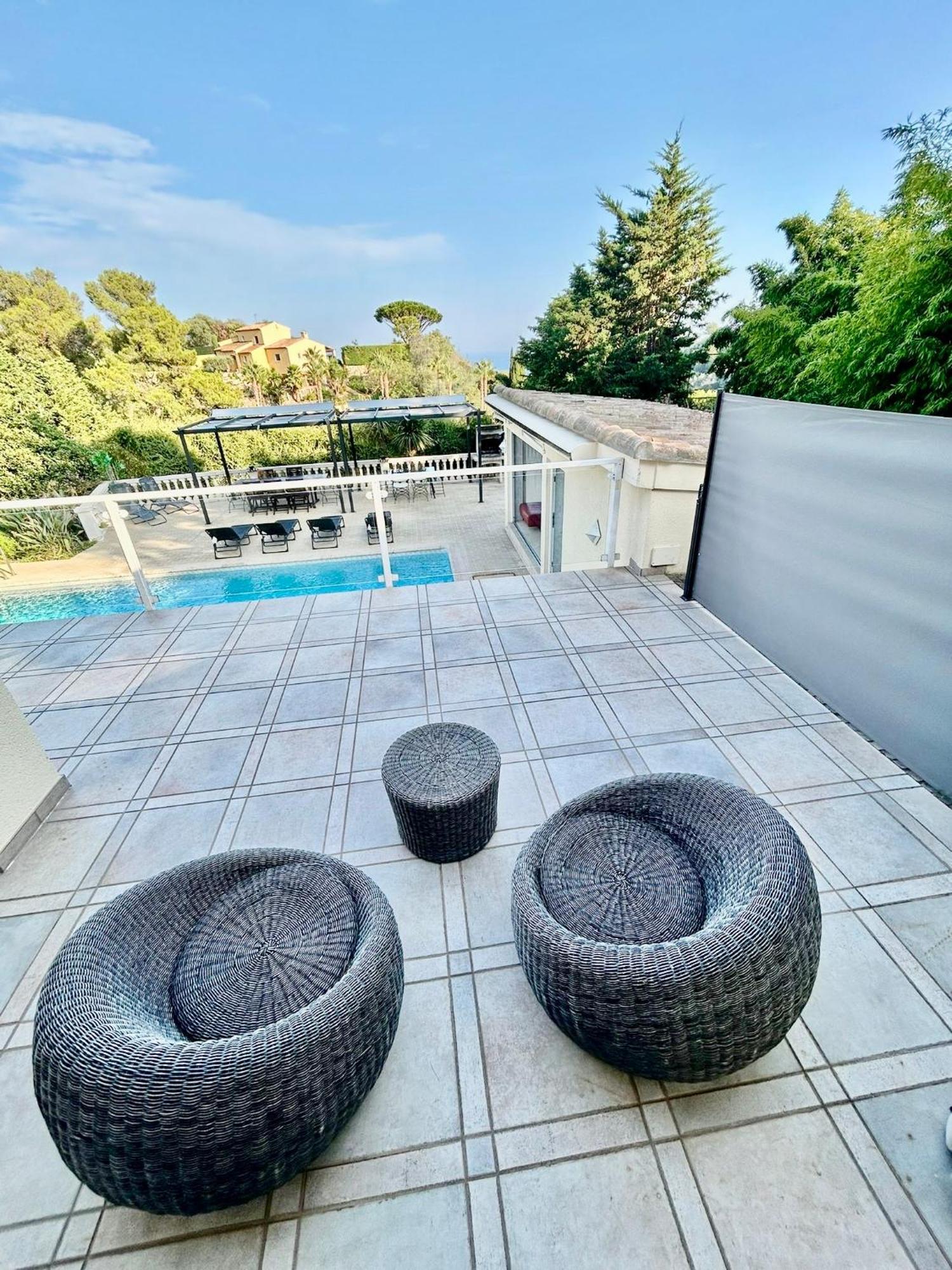 Avec Piscine * Cannes