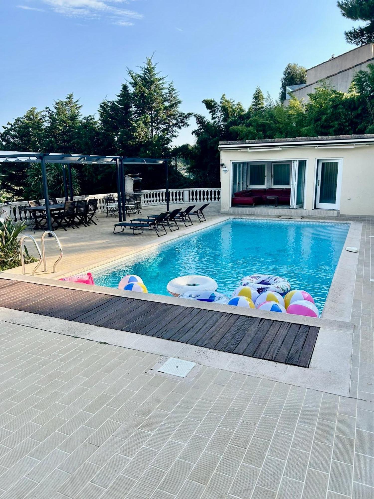 Villa Avec Piscine *